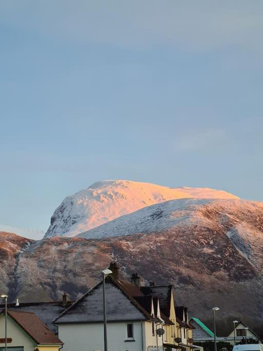 Fort William Loft On Shore Front With Amazing Views Caol Exteriör bild
